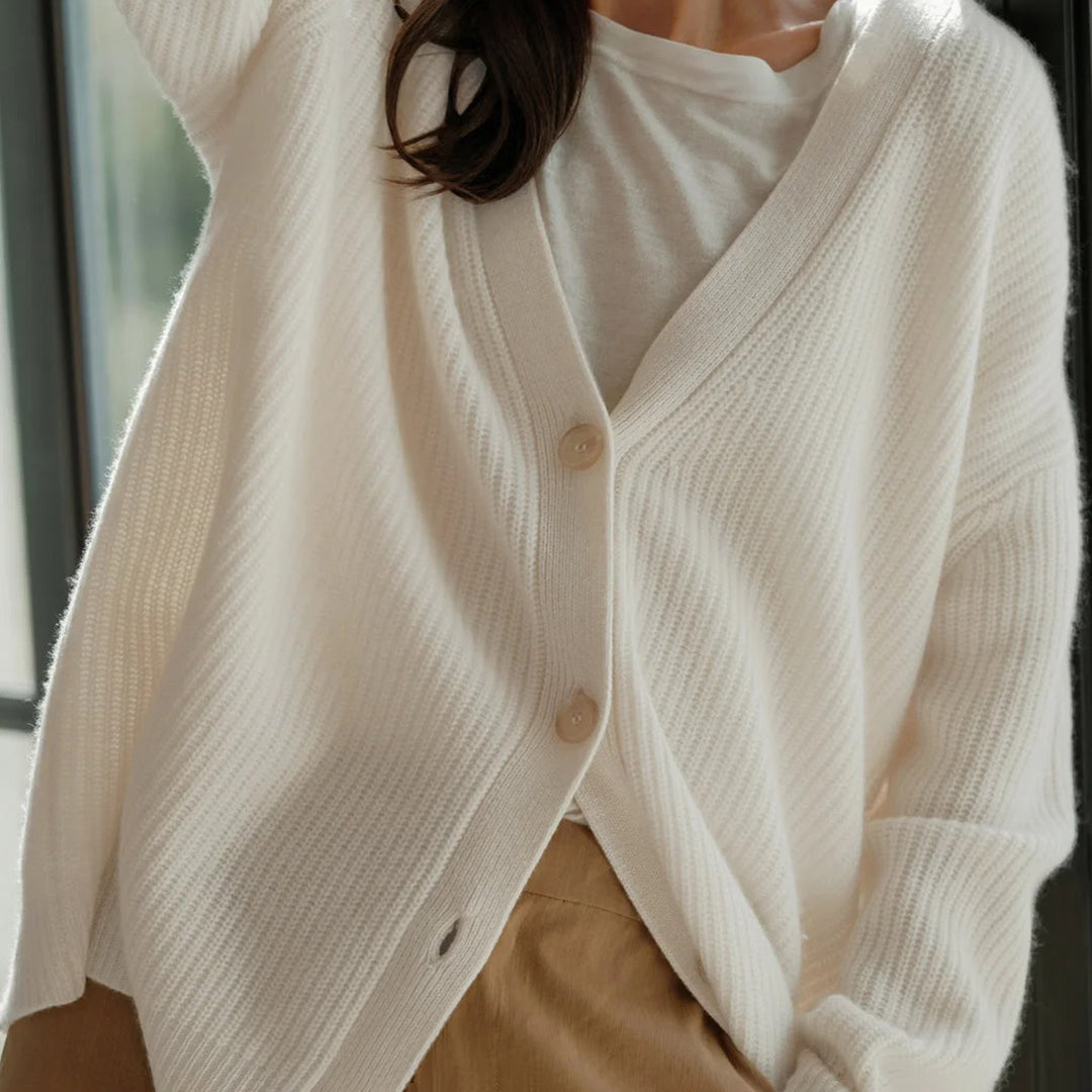 Women’s Button-Up Knitted Oversized Cardigan
